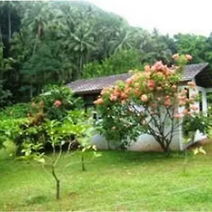 Chez Lionel Atuona